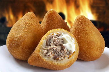 COXINHA DE CARNE DE PANELA
