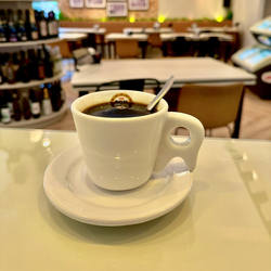 CAFÉ PEQUENO PASSADO ( PRETO OU COM LEITE )