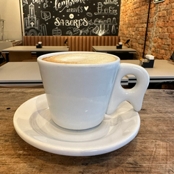 TAÇA CAFÉ MOÍDO NA HORA ( PRETO OU COM LEITE )