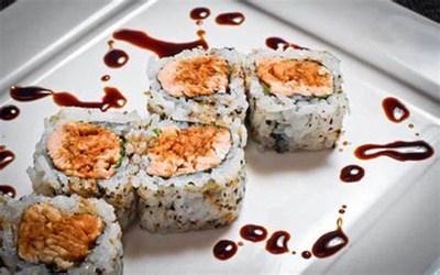 URAMAKI GRILL SAKE CHEESE
