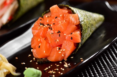 SAKE TEMAKI