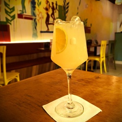 SODA PÊRA COM MAÇÃ VERDE