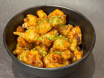 PIPOCA DE CAMARÃO MOLHO THAI 