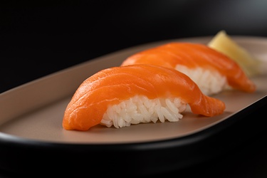 SUSHI SALMÃO