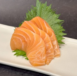 SASHIMI SALMÃO 