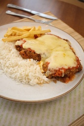PARMEGIANA FRANGO