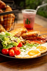 BRUNCH