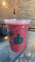 SUCO DE FRUTAS VERMELHAS