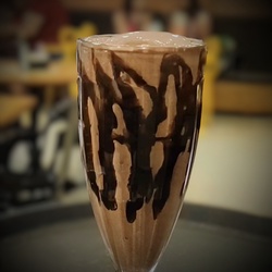 MILKSHAKE DE CHOCOLATE