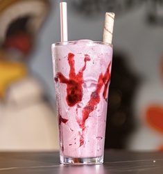 MILK FRUTAS VERMELHAS