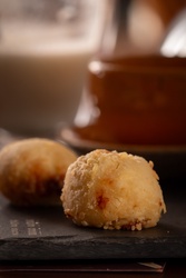 Mini pão de queijo 