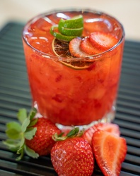 Caipiroska Frutas Vermelhas