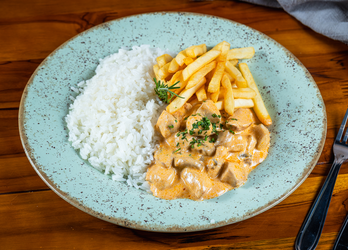 Strogonoff de frango 