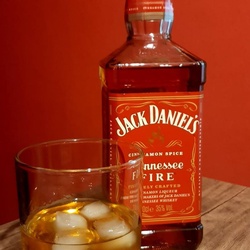 Dose Whisky - Jack Daniel´s Fire (Canela)
