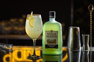 Limoncello Spritz