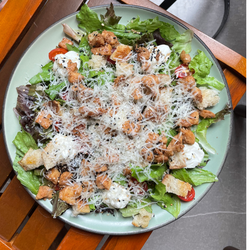 Salada Caesar