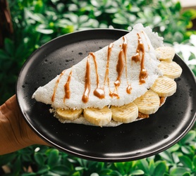 Tapioca de Banana com Doce de Leite