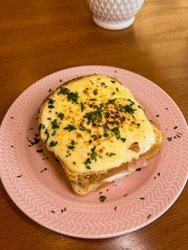 CROQUE MONSIEUR