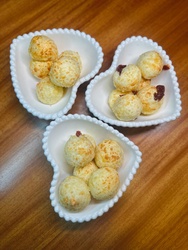 PÃO DE QUEIJO RECHEADO