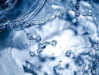 ÁGUAS e ÁGUAS TONICAS