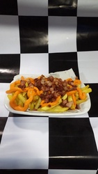 Batata Frita com Cheddar e Bacon