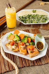 SALMÃO GRELHADO