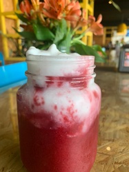 SUCO DE AMORA COM COCO