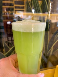 SUCO DE LIMÃO CAPIM SANTO 