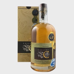 CACHAÇA CÁLIDA PREMIUM