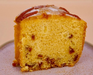 Bolo De Fubá, Goiabada E Queijo Minas