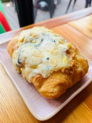 Foccacia De Gorgonzola Com Amêndoas