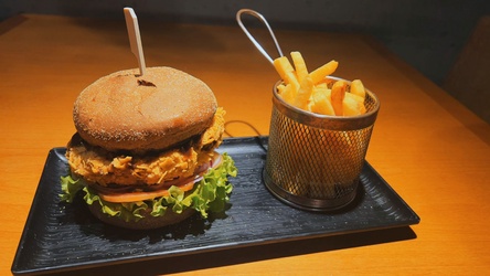 YEX! MONSTER BURGUER
