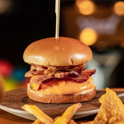 BACON BURGER