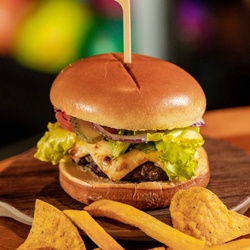 CLASSIC BURGER