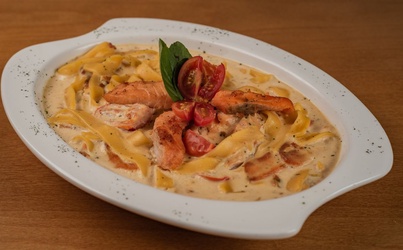 SALMÃO PASTA