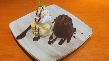 PETIT GATEAU DE CHOCOLATE