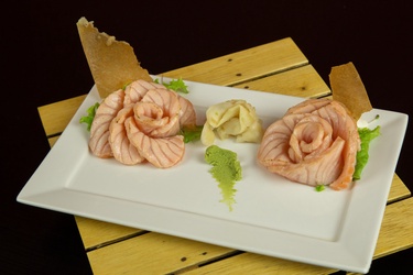 Sashimi de Salmão Maçaricado