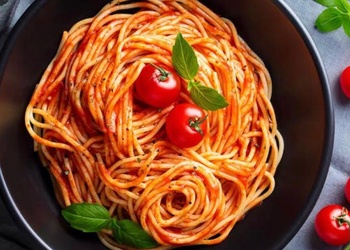 Espaguete ao Molho Pomodoro 