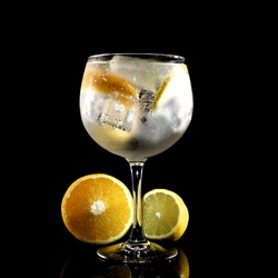 Gin com tônica 