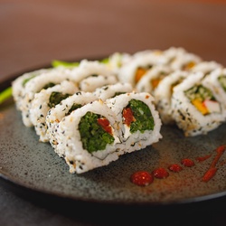 Uramaki Vegetariano (5 peças)