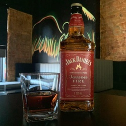 Whiskey Jack Daniels Fire Dose